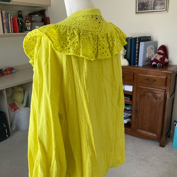 Inc Gauzy l/s Ruffle and Lace Woman’s Shirt - Picture 2 of 4